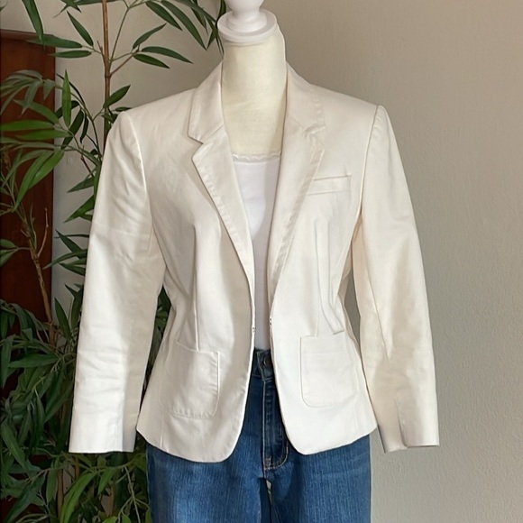 LOFT Jackets & Blazers - Loft Blazer Women’s 8 Cream Short Tailored Suit Jacket Classic Dressy Statement